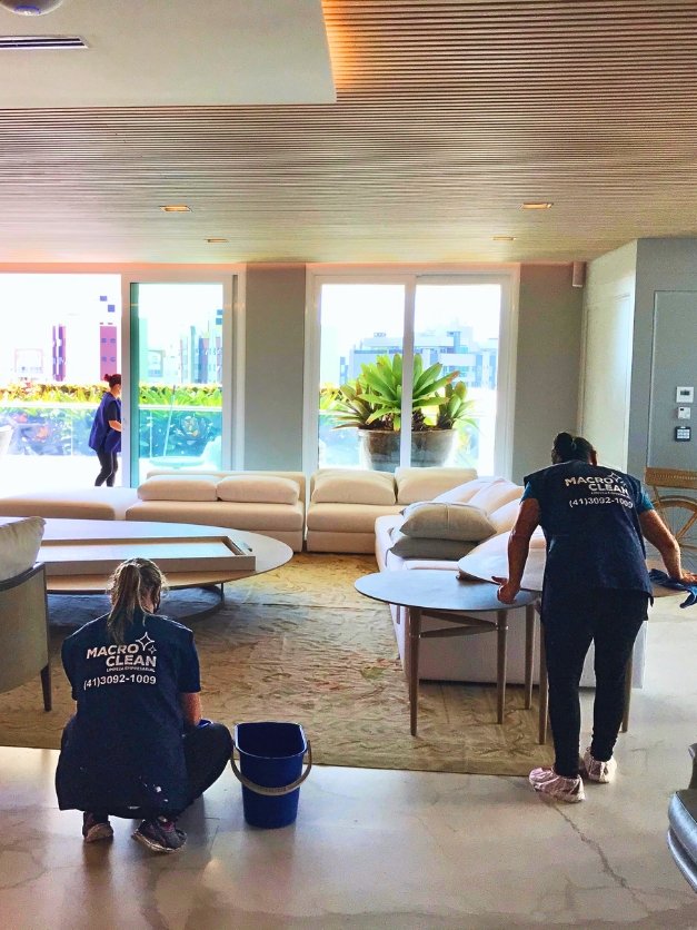 5 Tips for Choosing the Perfect Paint Colors for Your Home